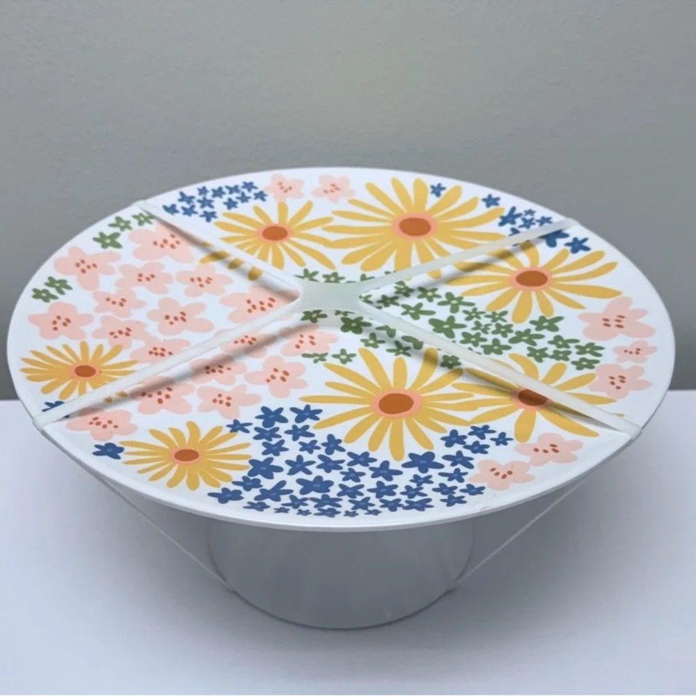 New! Target Spritz Daisies Dessert Pedestal, Spring & Summer Cake Plate